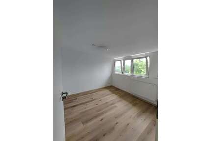 WG-Zimmer in Frankfurt am Main 550,00 € 10 m²