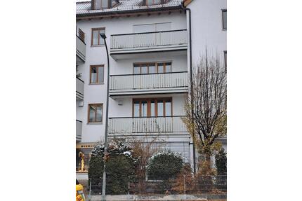 Schöne 1 Zimmer Wohnung zentral gelegen m. Balkon und Einbauküche - Weilheim in Oberbayern