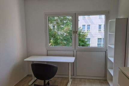 Wohnung zum Mieten in Karlsruhe 470,00 € 19.25 m²