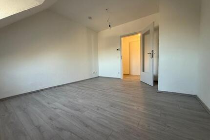 3,5 Zimmer Dachgeschoß-Wohnung in Gelsenkirchen-Mitte