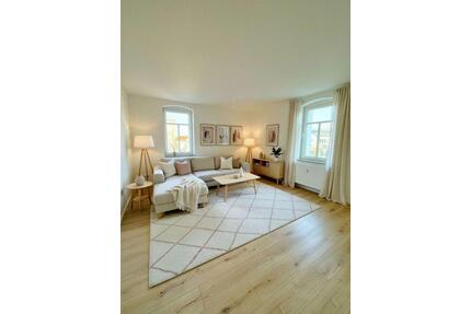 Erstbezug nach Renovierung – 1.000€ Einrichtungsgutschein bei Anmietung! I neue EBK I Bad mit Wanne - Dresden Cotta