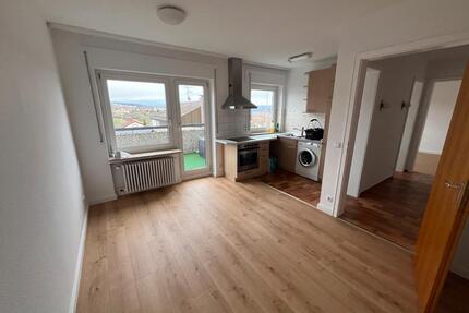 2 Zimmer Wohnung Top Lage - 850,00&nbsp;EUR Kaltmiete, ca.&nbsp; 42,00&nbsp;m&sup2; in Esslingen am Neckar (PLZ: 73733) Brühl