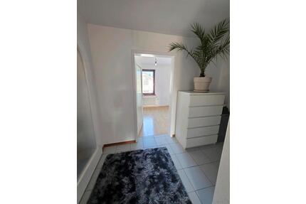 1 Zimmer in großer Wohnung zu vermieten in Ottobrunn