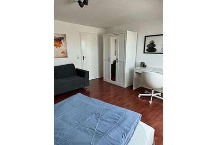 WG-Zimmer in Düsseldorf 799,00 € 25 m²