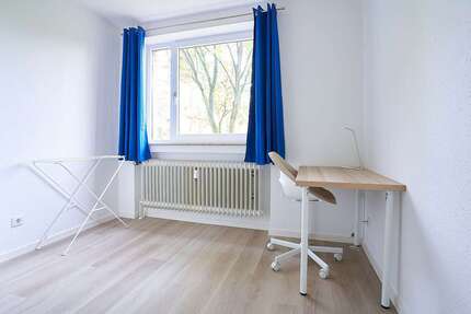 WG-Zimmer in Düsseldorf 619,00 € 15 m²