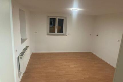 1 Zimmer Wohnung - 500,00&nbsp;EUR Kaltmiete, ca.&nbsp; 30,00&nbsp;m&sup2; in Lörrach (PLZ: 79541) Brombach