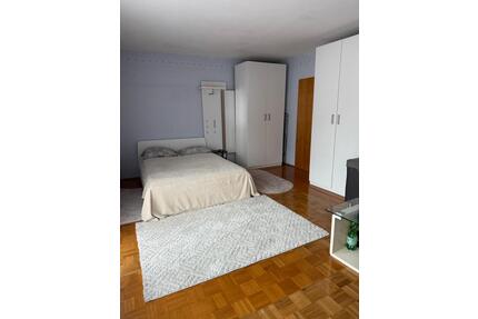 Zimmer zu vermieten Leipheim - 350,00&nbsp;EUR Kaltmiete, ca.&nbsp; 25,00&nbsp;m&sup2; in Leipheim (PLZ: 89340)