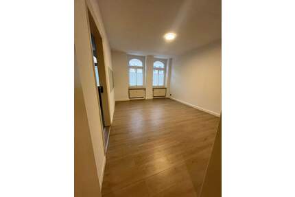 Süße 2 Zimmer Wohnung zum sofortigen Einzug. 250 € Beteiligung für die Einbauküche - Bautzen