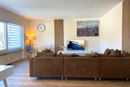 Rundum sorglos Paket! Möbliertes WG-Zimmer WLAN & NK in renovierter 4-Zi Whg 2 Min. von Meckenheim - Wachtberg