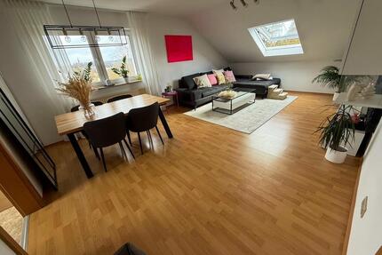 Helle 2 Zimmer Dachgeschosswohnung in Frankenberg - Frankenberg (Eder)