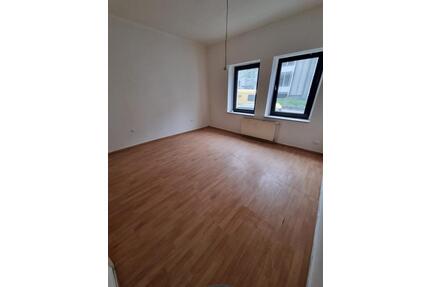 Helle 2-Zimmer Wohnung in Carl-Kruftstraße 8, Essen-Borbeck, ab sofort!