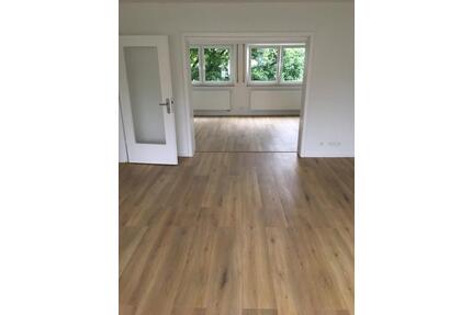 Schöne kernsanierte 4-Zimmer Wohnung in zentraler Lage Böblingen