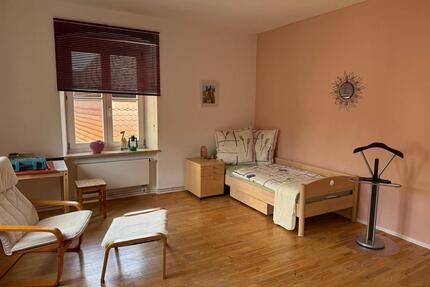 2 Zimmer in WG in Weidenberg - 400,00&nbsp;EUR Kaltmiete, ca.&nbsp; 35,00&nbsp;m&sup2; in Weidenberg (PLZ: 95466)