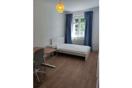 WG-Zimmer in Berlin 680,00 € 16 m²