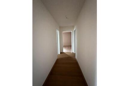 2 Zimmer Wohnung in Grenzach - 1.240,00&nbsp;EUR Kaltmiete, ca.&nbsp; 65,00&nbsp;m&sup2; in Binzen (PLZ: 79589)