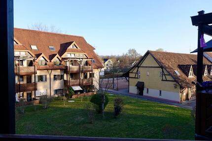 Möblierte Renovierte 5 Zimmer Maisonette Wohnung in Umkirch