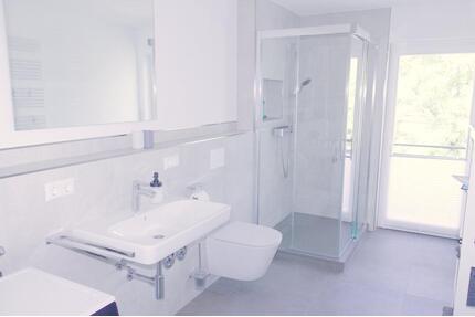 2 Zimmer Wohnung EBK Balkon vollmöbliert - Bühl