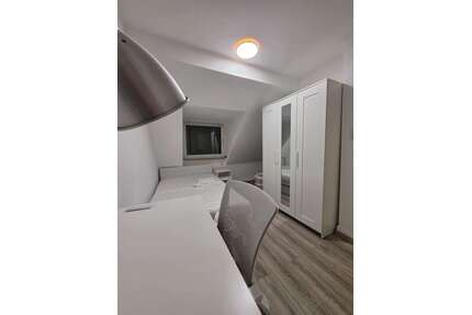 WG-Zimmer in Köln 700,00 € 9 m²