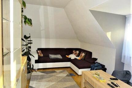 3 Zimmer OG-Wohnung mit EBK, Stellpl. Spitzboden & Abstellraum - Essen (Oldenburg)