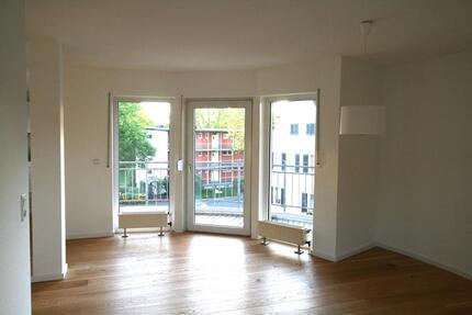 2-Zimmer Whg mit EBK und TG-Platz in Leverkusen WiesdorfErstbezug nach Renovierung