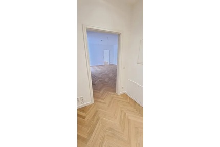 Tolle 2-Zimmer Wohnung mit Ausblick - Köln