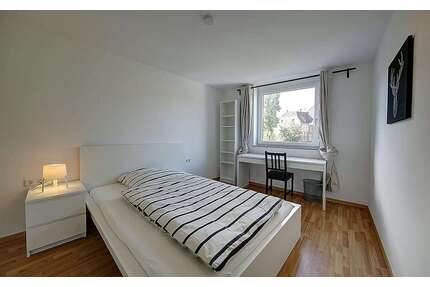 WG-Zimmer in Stuttgart 450,00 € 11 m²