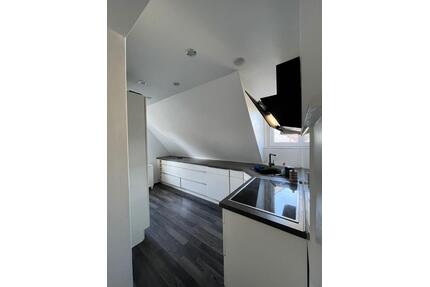 3 Zimmer Dachgeschosswohnung - 740,00&nbsp;EUR Kaltmiete, ca.&nbsp; 57,00&nbsp;m&sup2; in Langenhagen (PLZ: 30851) Brink