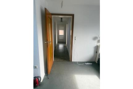 1.Wg Zimmer in einem Haus - 575,00&nbsp;EUR Kaltmiete, ca.&nbsp; 20,00&nbsp;m&sup2; in Freiburg im Breisgau (PLZ: 79111) Lehen