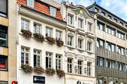 Urban Living: Fully Furnished City Apartment in a Prime Location - All Inclusive - Düsseldorf Altstadt