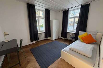 WG-Zimmer in München 875,00 € 14 m²