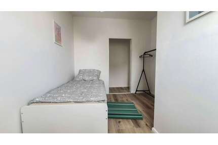 WG-Zimmer in Berlin 640,00 € 8 m²