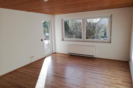 Helle ruhige 2 Zimmer Wohnung langfristig zu vermieten - Bad Liebenzell