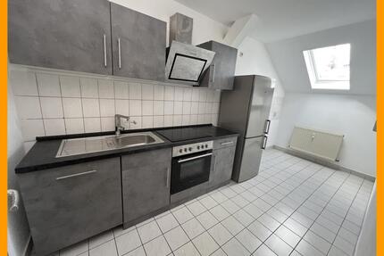 Renovierte 4 Zimmer Wohnung mit neuer Einbauküche im Herzen von Weida!
