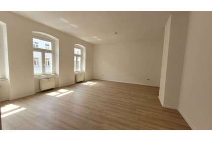 Wohnung zum Mieten in Chemnitz 300,00 € 60 m²