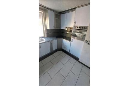 1 Zimmer Wohnung - 630,00&nbsp;EUR Kaltmiete, ca.&nbsp; 30,00&nbsp;m&sup2; in Renningen (PLZ: 71272)