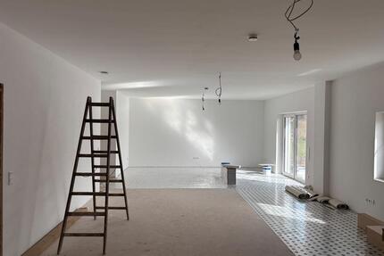 Moderne 2-3 Zimmer Wohnung - 1.200,00&nbsp;EUR Kaltmiete, ca.&nbsp; 110,00&nbsp;m&sup2; in Bad Driburg (PLZ: 33014)