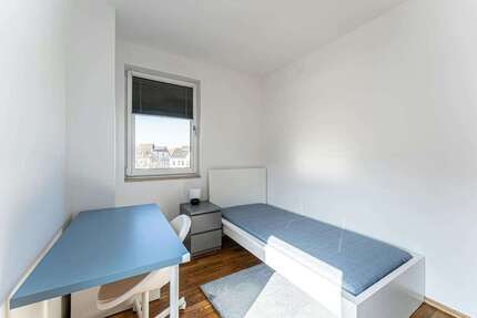 WG-Zimmer in Berlin 650,00 € 11.96 m²