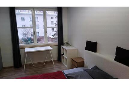 Biete Möbeliertes Zimmer zur Untermiete - Berlin Spandau