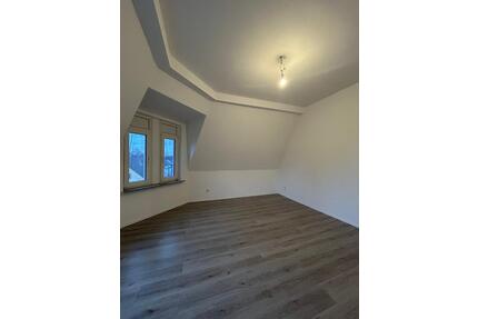 schöne 2 Zimmer Wohnung in Oberhausen zu vermieten