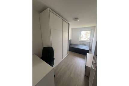 WG-Zimmer in Regensburg 470,00 € 14 m²