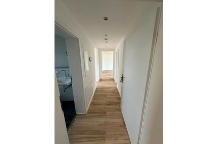 Moderne 3 Zimmer Obergeschoss Wohnung, Klima - Bad Fallingbostel