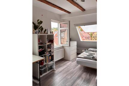 WG Zimmer in Stuttgart Süd - 575,00&nbsp;EUR Kaltmiete, ca.&nbsp; 15,00&nbsp;m&sup2; in Stuttgart (PLZ: 70182) Stuttgart-Mitte