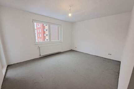 Frisch modernisierte 3 12-Zimmer-Wohnung mit Balkon in Bremerhaven-Lehe!