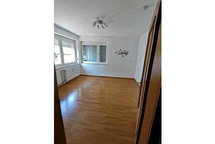 3 Zimmer Wohnung 80qm - 1.020,00&nbsp;EUR Kaltmiete, ca.&nbsp; 80,00&nbsp;m&sup2; in Wermelskirchen (PLZ: 42929)