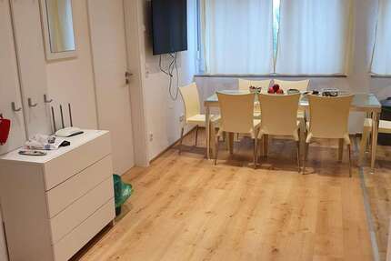 WG-Zimmer in Rosenheim 700,00 € 14.65 m²