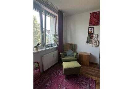 WG Zimmer zur Zwischenmiete in herzlicher Flinta WG - Berlin Lichtenberg