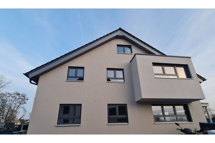 **Neubau Erstbezug, Traumhafte und moderne 4-ZIMMER EG.-Maisonette Whg. in Bischofsheim**