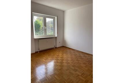 2 Zimmer - Wohnung mit Balkon in Nidderau Ostheim