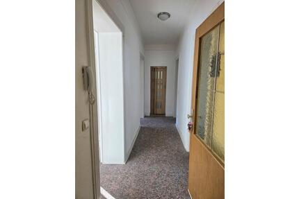 Helle 3 Zimmer Wohnung im EG - 650,00&nbsp;EUR Kaltmiete, ca.&nbsp; 70,00&nbsp;m&sup2; in Idar-Oberstein (PLZ: 55743)