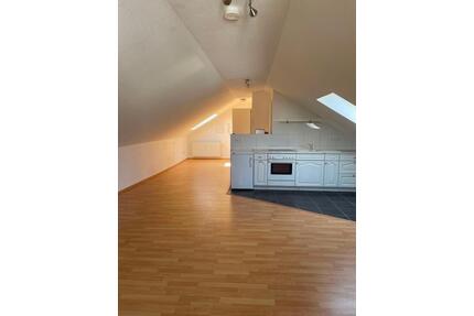 2 Zimmer DG Whg - 750,00&nbsp;EUR Kaltmiete, ca.&nbsp; 82,00&nbsp;m&sup2; in Schwäbisch Gmünd (PLZ: 73529) Bargau